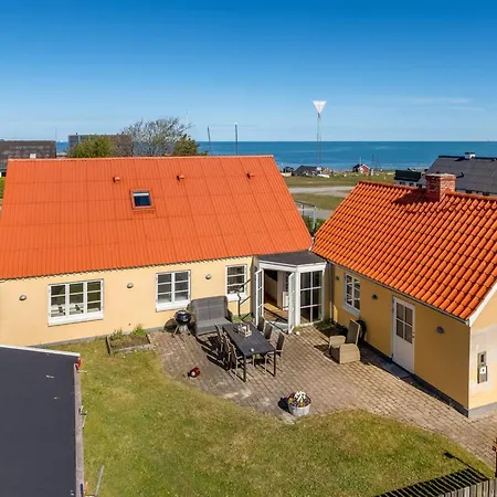 Holiday home Tara - 300m From The Sea In Ne Jutland By Interhome *