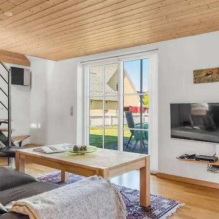 Holiday home Tara - 300m From The Sea In Ne Jutland By Interhome Laeso