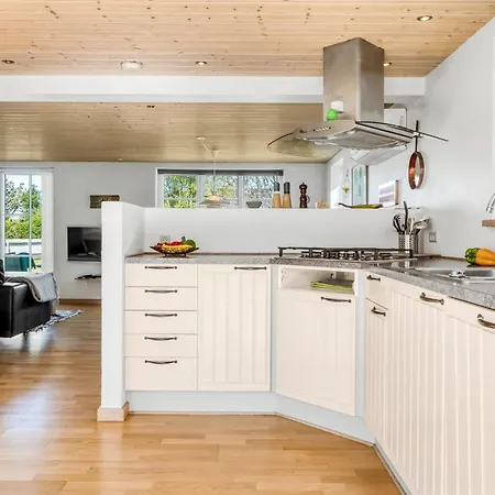 Tara - 300m From The Sea In Ne Jutland By Interhome